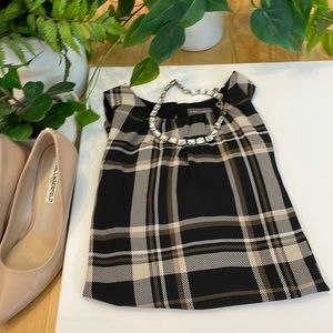 Vince Camuto sleeveless plaid top